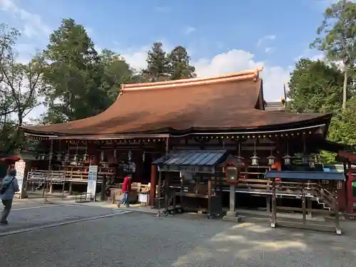 石上神宮の本殿