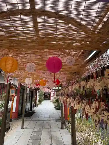 仙台大神宮の{uncategorized: "未分類", other: "その他", undefined: "問題あり", building: "その他建物", grave: "お墓", sacred_gate: "鳥居", guardian: "狛犬", statue: "像", buddha: "仏像", history: "歴史", nature: "自然", garden: "庭園", animal: "動物", pagoda: "塔", temizu: "手水舎", mountain_gate: "山門・神門", sanctuary: "本殿・本堂", subordinate: "末社・摂社", art: "芸術", scenery: "景色", jizo: "地蔵", ema: "絵馬", goshuin: "御朱印", omikuji: "おみくじ", items: "授与品その他", amulet: "お守り", goshuincho: "御朱印帳", eats: "食事", festival: "お祭り", votive_dance: "神楽", shichigosan: "七五三参", wedding: "結婚式", experience: "体験その他", initially: "初詣", around: "周辺", anti_infection: "感染症対策"}