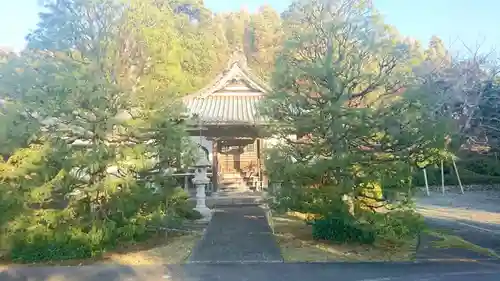 受法寺の本殿