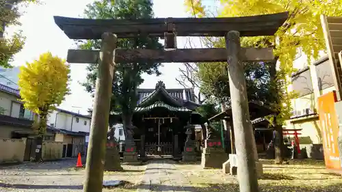 南品川諏訪神社の鳥居