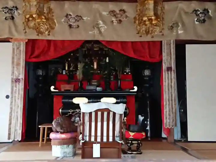 観音寺の本殿・本堂