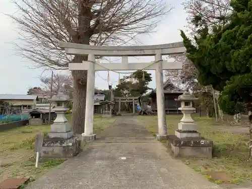 中里八坂神社の鳥居