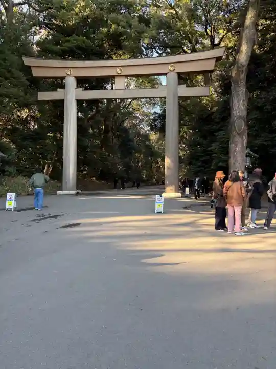 明治神宮の{uncategorized: "未分類", other: "その他", undefined: "問題あり", building: "その他建物", grave: "お墓", sacred_gate: "鳥居", guardian: "狛犬", statue: "像", buddha: "仏像", history: "歴史", nature: "自然", garden: "庭園", animal: "動物", pagoda: "塔", temizu: "手水舎", mountain_gate: "山門・神門", sanctuary: "本殿・本堂", subordinate: "末社・摂社", art: "芸術", scenery: "景色", jizo: "地蔵", ema: "絵馬", goshuin: "御朱印", omikuji: "おみくじ", items: "授与品その他", amulet: "お守り", goshuincho: "御朱印帳", eats: "食事", festival: "お祭り", votive_dance: "神楽", shichigosan: "七五三参", wedding: "結婚式", experience: "体験その他", initially: "初詣", around: "周辺", anti_infection: "感染症対策"}