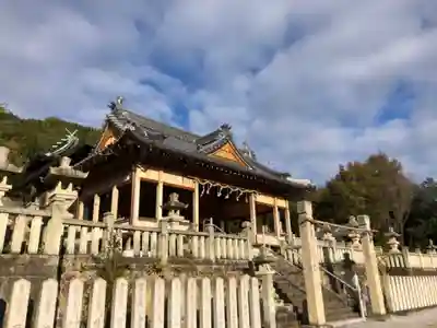 神吉八幡神社の本殿・本堂