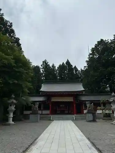冨士御室浅間神社の本殿・本堂