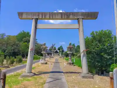 神明社（三丸渕寺東）の鳥居