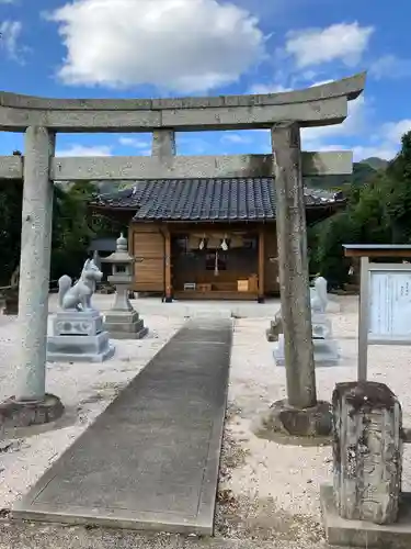 稲生神社の建物その他