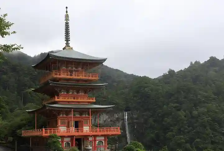 青岸渡寺(和歌山県)