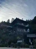 大聖院の{uncategorized: "未分類", other: "その他", undefined: "問題あり", building: "その他建物", grave: "お墓", sacred_gate: "鳥居", guardian: "狛犬", statue: "像", buddha: "仏像", history: "歴史", nature: "自然", garden: "庭園", animal: "動物", pagoda: "塔", temizu: "手水舎", mountain_gate: "山門・神門", sanctuary: "本殿・本堂", subordinate: "末社・摂社", art: "芸術", scenery: "景色", jizo: "地蔵", ema: "絵馬", goshuin: "御朱印", omikuji: "おみくじ", items: "授与品その他", amulet: "お守り", goshuincho: "御朱印帳", eats: "食事", festival: "お祭り", votive_dance: "神楽", shichigosan: "七五三参", wedding: "結婚式", experience: "体験その他", initially: "初詣", around: "周辺", anti_infection: "感染症対策"}