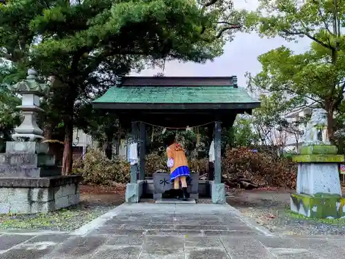 丸亀春日神社の手水舎
