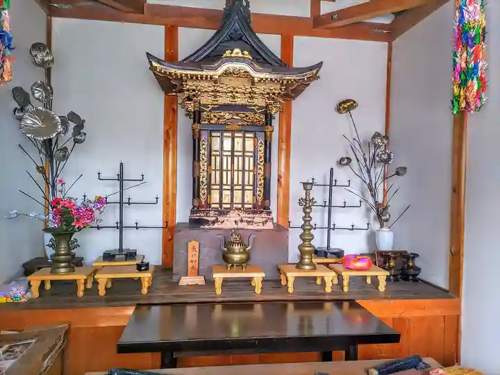 信照寺の末社・摂社