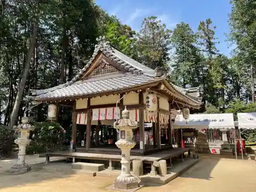 菌神社の本殿