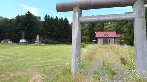 聚富神社の鳥居