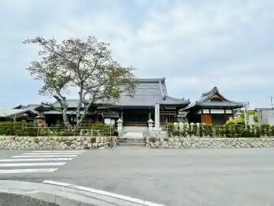 林照寺の{uncategorized: "未分類", other: "その他", undefined: "問題あり", building: "その他建物", grave: "お墓", sacred_gate: "鳥居", guardian: "狛犬", statue: "像", buddha: "仏像", history: "歴史", nature: "自然", garden: "庭園", animal: "動物", pagoda: "塔", temizu: "手水舎", mountain_gate: "山門・神門", sanctuary: "本殿・本堂", subordinate: "末社・摂社", art: "芸術", scenery: "景色", jizo: "地蔵", ema: "絵馬", goshuin: "御朱印", omikuji: "おみくじ", items: "授与品その他", amulet: "お守り", goshuincho: "御朱印帳", eats: "食事", festival: "お祭り", votive_dance: "神楽", shichigosan: "七五三参", wedding: "結婚式", experience: "体験その他", initially: "初詣", around: "周辺", anti_infection: "感染症対策"}