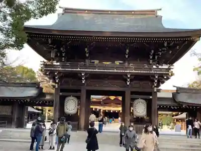 寒川神社の山門・神門