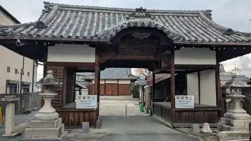 宇治神社御旅所の山門・神門