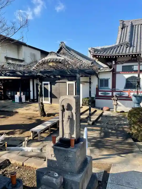 仙寿院の{uncategorized: "未分類", other: "その他", undefined: "問題あり", building: "その他建物", grave: "お墓", sacred_gate: "鳥居", guardian: "狛犬", statue: "像", buddha: "仏像", history: "歴史", nature: "自然", garden: "庭園", animal: "動物", pagoda: "塔", temizu: "手水舎", mountain_gate: "山門・神門", sanctuary: "本殿・本堂", subordinate: "末社・摂社", art: "芸術", scenery: "景色", jizo: "地蔵", ema: "絵馬", goshuin: "御朱印", omikuji: "おみくじ", items: "授与品その他", amulet: "お守り", goshuincho: "御朱印帳", eats: "食事", festival: "お祭り", votive_dance: "神楽", shichigosan: "七五三参", wedding: "結婚式", experience: "体験その他", initially: "初詣", around: "周辺", anti_infection: "感染症対策"}