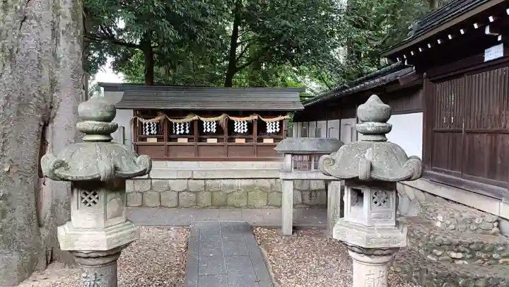 本土神社の末社・摂社