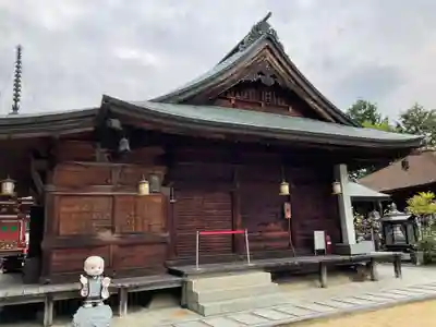 慈尊院の本殿・本堂