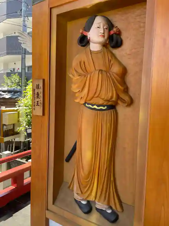 光明院の{uncategorized: "未分類", other: "その他", undefined: "問題あり", building: "その他建物", grave: "お墓", sacred_gate: "鳥居", guardian: "狛犬", statue: "像", buddha: "仏像", history: "歴史", nature: "自然", garden: "庭園", animal: "動物", pagoda: "塔", temizu: "手水舎", mountain_gate: "山門・神門", sanctuary: "本殿・本堂", subordinate: "末社・摂社", art: "芸術", scenery: "景色", jizo: "地蔵", ema: "絵馬", goshuin: "御朱印", omikuji: "おみくじ", items: "授与品その他", amulet: "お守り", goshuincho: "御朱印帳", eats: "食事", festival: "お祭り", votive_dance: "神楽", shichigosan: "七五三参", wedding: "結婚式", experience: "体験その他", initially: "初詣", around: "周辺", anti_infection: "感染症対策"}