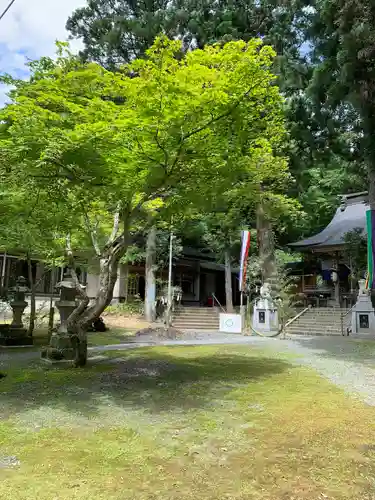 羽山神社の建物その他