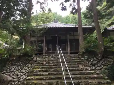 東林寺の本殿・本堂