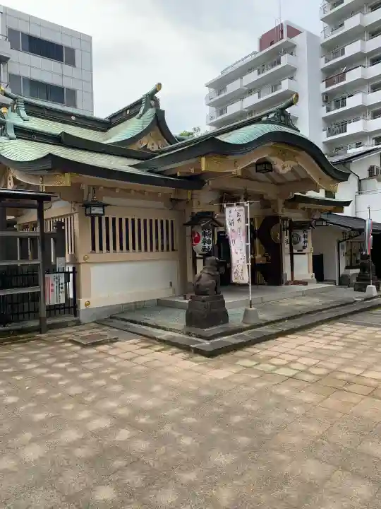高輪神社の{uncategorized: "未分類", other: "その他", undefined: "問題あり", building: "その他建物", grave: "お墓", sacred_gate: "鳥居", guardian: "狛犬", statue: "像", buddha: "仏像", history: "歴史", nature: "自然", garden: "庭園", animal: "動物", pagoda: "塔", temizu: "手水舎", mountain_gate: "山門・神門", sanctuary: "本殿・本堂", subordinate: "末社・摂社", art: "芸術", scenery: "景色", jizo: "地蔵", ema: "絵馬", goshuin: "御朱印", omikuji: "おみくじ", items: "授与品その他", amulet: "お守り", goshuincho: "御朱印帳", eats: "食事", festival: "お祭り", votive_dance: "神楽", shichigosan: "七五三参", wedding: "結婚式", experience: "体験その他", initially: "初詣", around: "周辺", anti_infection: "感染症対策"}