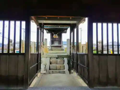 白山社（井堀）の本殿・本堂