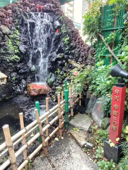 吉原弁財天本宮(吉原神社奥宮)(東京都)