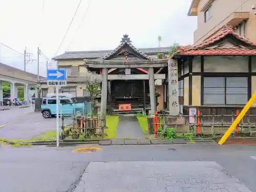 萱八王稲荷社（新生）のその他建物