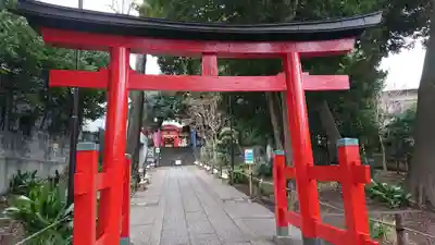 自由が丘熊野神社の鳥居