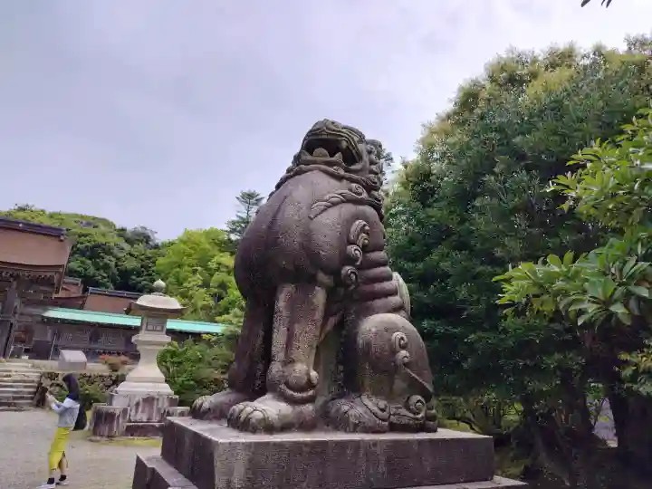 氣多大社の{uncategorized: "未分類", other: "その他", undefined: "問題あり", building: "その他建物", grave: "お墓", sacred_gate: "鳥居", guardian: "狛犬", statue: "像", buddha: "仏像", history: "歴史", nature: "自然", garden: "庭園", animal: "動物", pagoda: "塔", temizu: "手水舎", mountain_gate: "山門・神門", sanctuary: "本殿・本堂", subordinate: "末社・摂社", art: "芸術", scenery: "景色", jizo: "地蔵", ema: "絵馬", goshuin: "御朱印", omikuji: "おみくじ", items: "授与品その他", amulet: "お守り", goshuincho: "御朱印帳", eats: "食事", festival: "お祭り", votive_dance: "神楽", shichigosan: "七五三参", wedding: "結婚式", experience: "体験その他", initially: "初詣", around: "周辺", anti_infection: "感染症対策"}