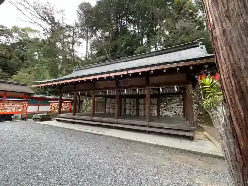 吉田神社の{uncategorized: "未分類", other: "その他", undefined: "問題あり", building: "その他建物", grave: "お墓", sacred_gate: "鳥居", guardian: "狛犬", statue: "像", buddha: "仏像", history: "歴史", nature: "自然", garden: "庭園", animal: "動物", pagoda: "塔", temizu: "手水舎", mountain_gate: "山門・神門", sanctuary: "本殿・本堂", subordinate: "末社・摂社", art: "芸術", scenery: "景色", jizo: "地蔵", ema: "絵馬", goshuin: "御朱印", omikuji: "おみくじ", items: "授与品その他", amulet: "お守り", goshuincho: "御朱印帳", eats: "食事", festival: "お祭り", votive_dance: "神楽", shichigosan: "七五三参", wedding: "結婚式", experience: "体験その他", initially: "初詣", around: "周辺", anti_infection: "感染症対策"}