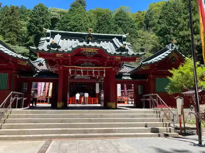 箱根神社の山門・神門
