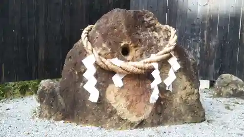 温泉神社の建物その他