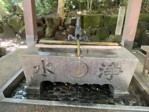 八百富神社の手水舎