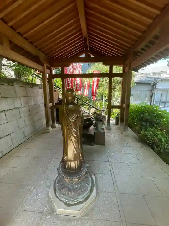 弘明寺の{uncategorized: "未分類", other: "その他", undefined: "問題あり", building: "その他建物", grave: "お墓", sacred_gate: "鳥居", guardian: "狛犬", statue: "像", buddha: "仏像", history: "歴史", nature: "自然", garden: "庭園", animal: "動物", pagoda: "塔", temizu: "手水舎", mountain_gate: "山門・神門", sanctuary: "本殿・本堂", subordinate: "末社・摂社", art: "芸術", scenery: "景色", jizo: "地蔵", ema: "絵馬", goshuin: "御朱印", omikuji: "おみくじ", items: "授与品その他", amulet: "お守り", goshuincho: "御朱印帳", eats: "食事", festival: "お祭り", votive_dance: "神楽", shichigosan: "七五三参", wedding: "結婚式", experience: "体験その他", initially: "初詣", around: "周辺", anti_infection: "感染症対策"}