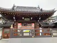 門戸厄神東光寺の山門・神門