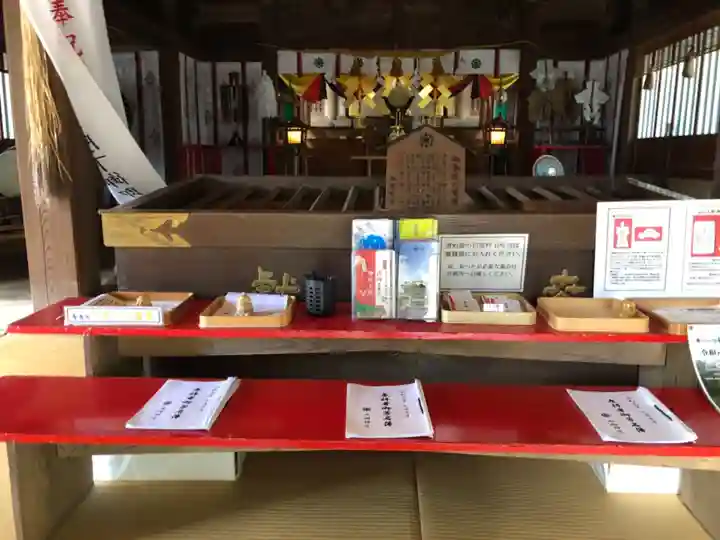 西岡神宮の本殿・本堂