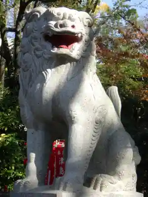 白山神社の狛犬