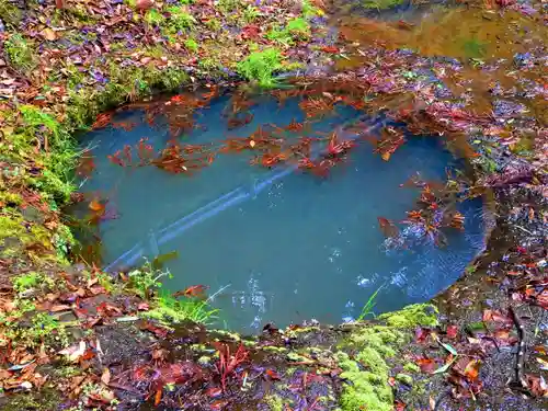 岩坪明神のその他建物