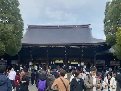 明治神宮の{uncategorized: "未分類", other: "その他", undefined: "問題あり", building: "その他建物", grave: "お墓", sacred_gate: "鳥居", guardian: "狛犬", statue: "像", buddha: "仏像", history: "歴史", nature: "自然", garden: "庭園", animal: "動物", pagoda: "塔", temizu: "手水舎", mountain_gate: "山門・神門", sanctuary: "本殿・本堂", subordinate: "末社・摂社", art: "芸術", scenery: "景色", jizo: "地蔵", ema: "絵馬", goshuin: "御朱印", omikuji: "おみくじ", items: "授与品その他", amulet: "お守り", goshuincho: "御朱印帳", eats: "食事", festival: "お祭り", votive_dance: "神楽", shichigosan: "七五三参", wedding: "結婚式", experience: "体験その他", initially: "初詣", around: "周辺", anti_infection: "感染症対策"}
