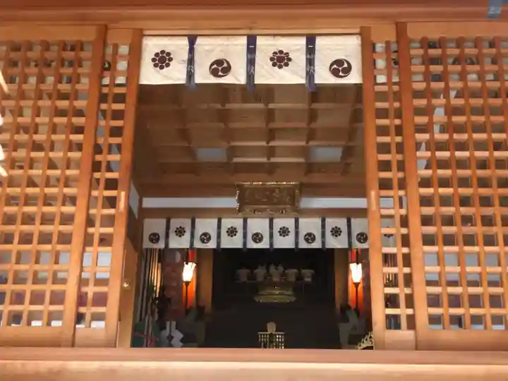 神吉八幡神社の本殿・本堂