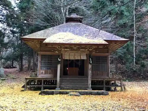 寺下観音の本殿