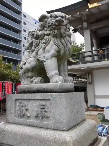 難波神社の狛犬