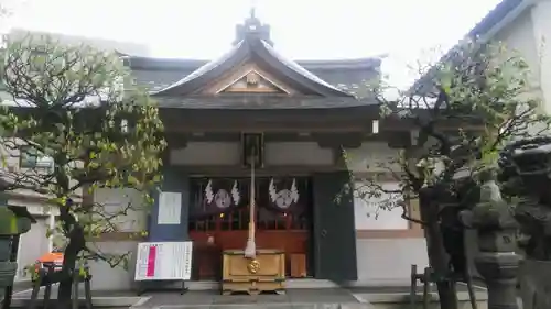 穏田神社の本殿・本堂