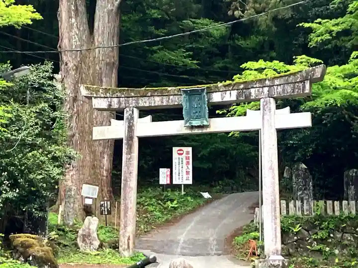武蔵御嶽神社(東京都)