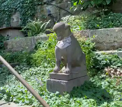 瀧泉寺(目黒不動尊)の狛犬