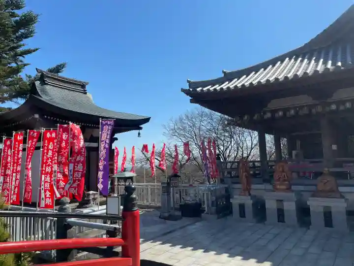 観音山慈眼院(高崎観音)の{uncategorized: "未分類", other: "その他", undefined: "問題あり", building: "その他建物", grave: "お墓", sacred_gate: "鳥居", guardian: "狛犬", statue: "像", buddha: "仏像", history: "歴史", nature: "自然", garden: "庭園", animal: "動物", pagoda: "塔", temizu: "手水舎", mountain_gate: "山門・神門", sanctuary: "本殿・本堂", subordinate: "末社・摂社", art: "芸術", scenery: "景色", jizo: "地蔵", ema: "絵馬", goshuin: "御朱印", omikuji: "おみくじ", items: "授与品その他", amulet: "お守り", goshuincho: "御朱印帳", eats: "食事", festival: "お祭り", votive_dance: "神楽", shichigosan: "七五三参", wedding: "結婚式", experience: "体験その他", initially: "初詣", around: "周辺", anti_infection: "感染症対策"}