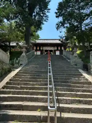 吉備津神社の{uncategorized: "未分類", other: "その他", undefined: "問題あり", building: "その他建物", grave: "お墓", sacred_gate: "鳥居", guardian: "狛犬", statue: "像", buddha: "仏像", history: "歴史", nature: "自然", garden: "庭園", animal: "動物", pagoda: "塔", temizu: "手水舎", mountain_gate: "山門・神門", sanctuary: "本殿・本堂", subordinate: "末社・摂社", art: "芸術", scenery: "景色", jizo: "地蔵", ema: "絵馬", goshuin: "御朱印", omikuji: "おみくじ", items: "授与品その他", amulet: "お守り", goshuincho: "御朱印帳", eats: "食事", festival: "お祭り", votive_dance: "神楽", shichigosan: "七五三参", wedding: "結婚式", experience: "体験その他", initially: "初詣", around: "周辺", anti_infection: "感染症対策"}